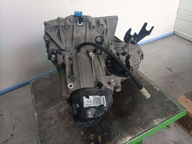 Mechaniczna skrzynia biegów w komplecie JH3128 RENAULT