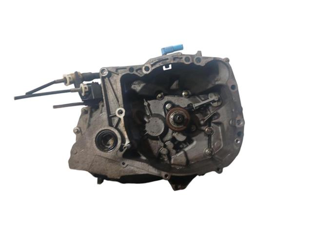 Mechaniczna skrzynia biegów w komplecie JH3128 RENAULT
