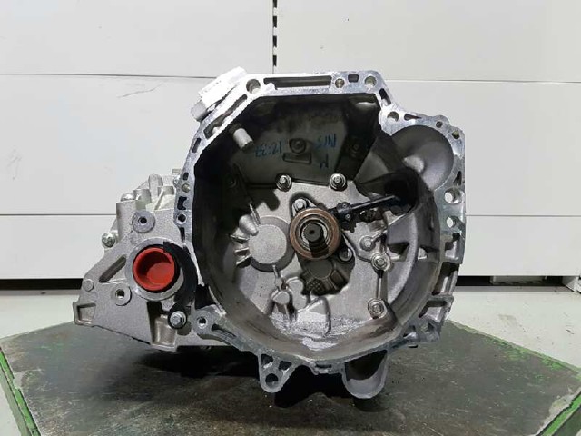 Mechaniczna skrzynia biegów w komplecie JH3372 RENAULT