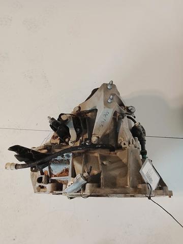 Mechaniczna skrzynia biegów w komplecie JH3372 RENAULT
