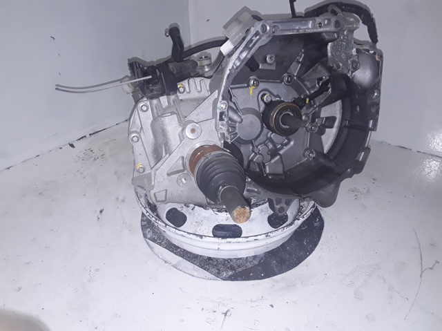 Mechaniczna skrzynia biegów w komplecie JH3397 RENAULT