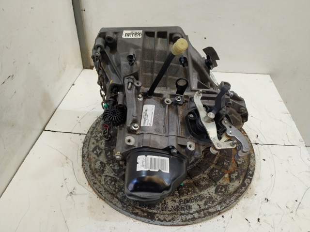 Mechaniczna skrzynia biegów w komplecie JH3399 RENAULT