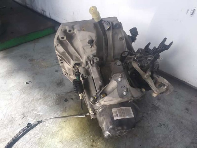 Mechaniczna skrzynia biegów w komplecie JH3399 RENAULT