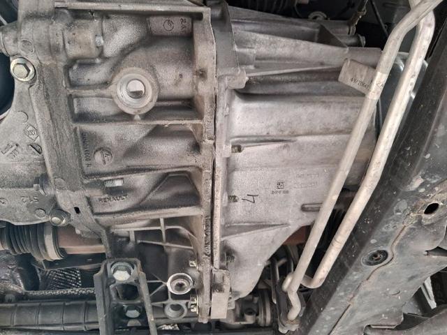 Mechaniczna skrzynia biegów w komplecie JH3399 RENAULT