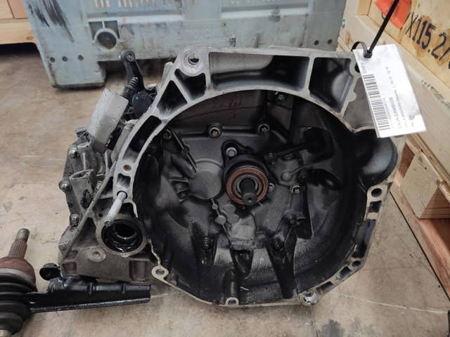 Mechaniczna skrzynia biegów w komplecie JH3399 RENAULT
