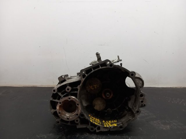 Mechaniczna skrzynia biegów w komplecie JLT VAG
