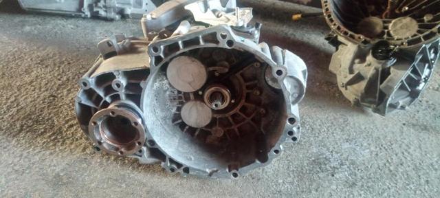 Mechaniczna skrzynia biegów w komplecie JLU VAG