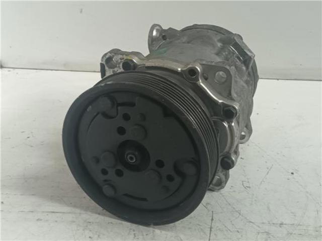 JPB100680 Rover