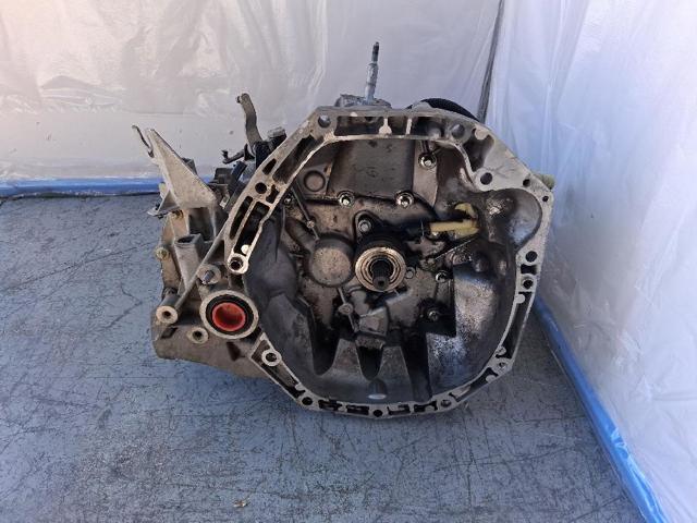 Mechaniczna skrzynia biegów w komplecie JR5156 RENAULT