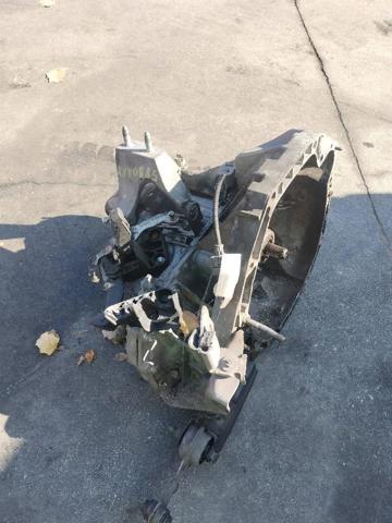 Mechaniczna skrzynia biegów w komplecie JR5336 RENAULT