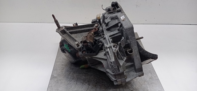Mechaniczna skrzynia biegów w komplecie JRQK9K RENAULT