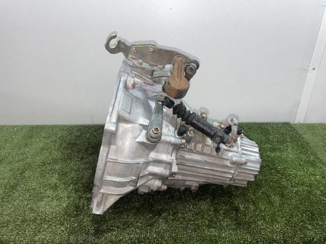 Mechaniczna skrzynia biegów w komplecie JW1873 HYUNDAI