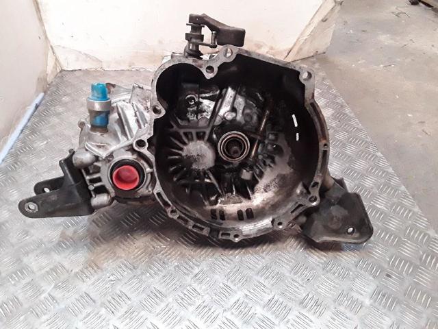 Mechaniczna skrzynia biegów w komplecie JX1873 HYUNDAI