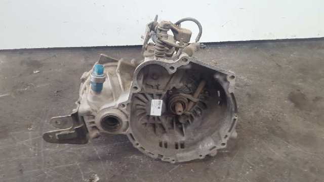 Mechaniczna skrzynia biegów w komplecie JX1873 HYUNDAI