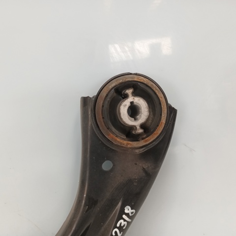 Wahacz zawieszenia przedniego dolny prawy JX613A423CEB FORD