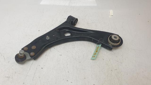 Wahacz zawieszenia przedniego dolny lewy Ford Focus 4 HP