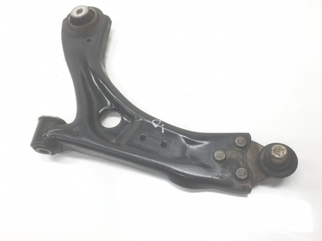 Wahacz zawieszenia przedniego dolny lewy Ford Focus 4 HP