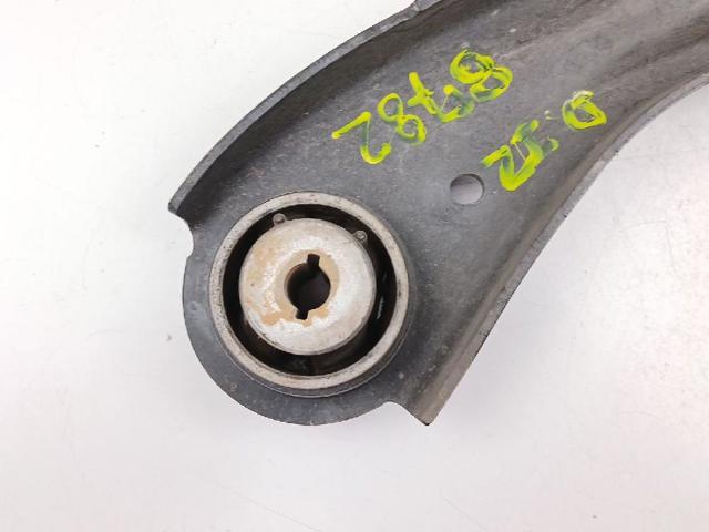 Wahacz zawieszenia przedniego dolny lewy Ford Focus 4 HP