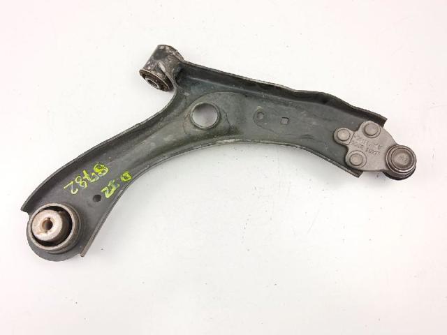 Wahacz zawieszenia przedniego dolny lewy Ford Focus 4 HP