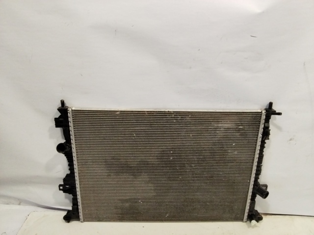 Chłodnica silnika Ford Focus 4 HP