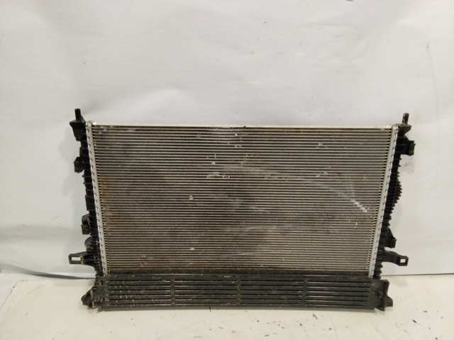 Chłodnica silnika Ford Focus 4 HP