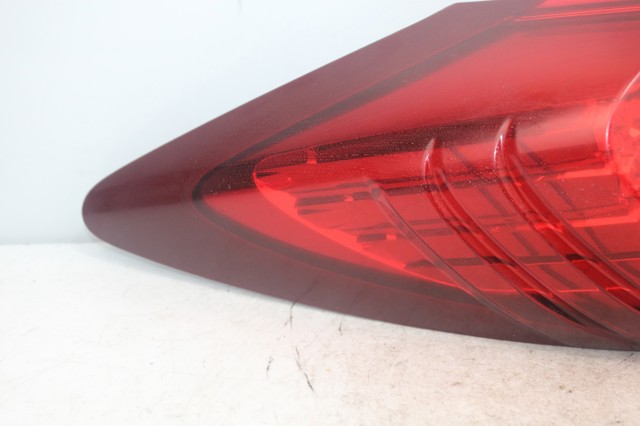 Lampa zespolona tylna prawa Ford Focus 4 HN