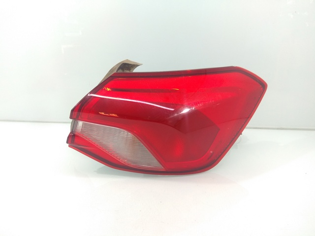Lampa zespolona tylna prawa Ford Focus 4 HN