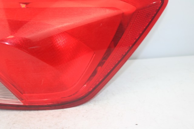 Lampa zespolona tylna prawa Ford Focus 4 HN