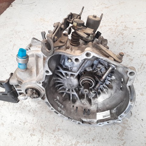 Mechaniczna skrzynia biegów w komplecie JY1873 HYUNDAI