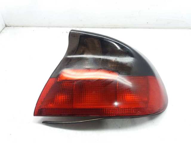 Lampa zespolona tylna prawa K1222036 OPEL