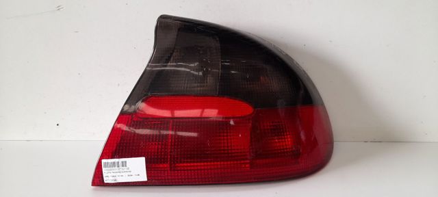 Lampa zespolona tylna prawa K1222036 OPEL