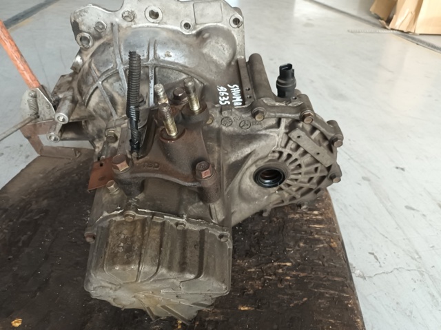 Mechaniczna skrzynia biegów w komplecie K2A5 HYUNDAI