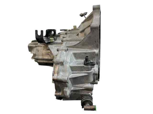 Mechaniczna skrzynia biegów w komplecie KIA Rio 1 DC