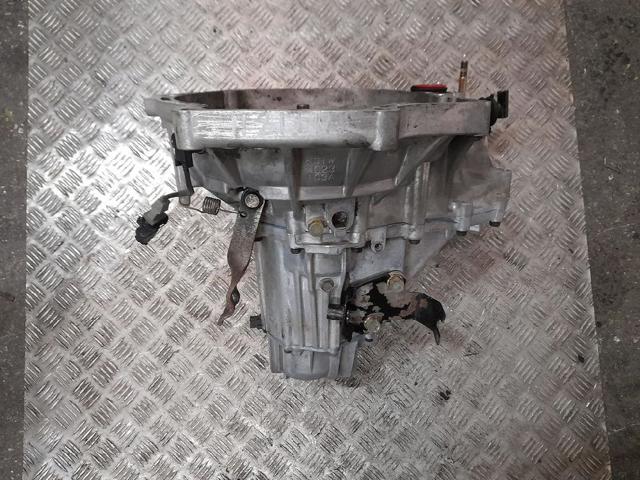 Mechaniczna skrzynia biegów w komplecie KIA Rio 1 DC