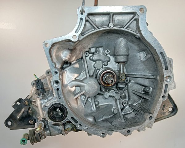 Mechaniczna skrzynia biegów w komplecie KIA Rio 1 DC