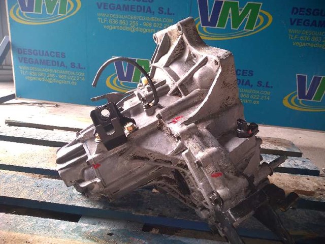 Mechaniczna skrzynia biegów w komplecie KIA Rio 1 DC