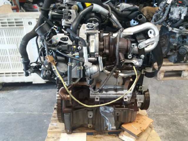 Silnik w komplecie K9K608 NISSAN