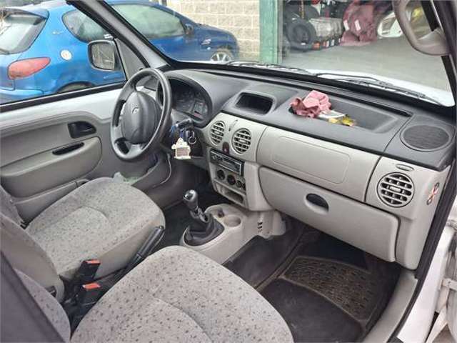 Silnik w komplecie do Renault Clio LB0, LB1, LB2