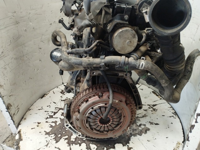 Silnik w komplecie K9K766 RENAULT