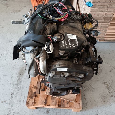 Silnik w komplecie Renault DUSTER 1 HS