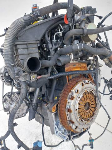 Silnik w komplecie Dacia Logan KS