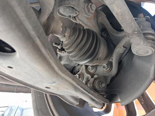 KB7W33021 Mazda