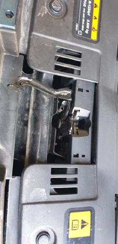 KB7W56620A Mazda