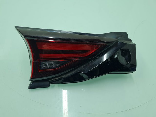 Lampa zespolona tylna lewa wewnętrzna KB8A513G0 MAZDA