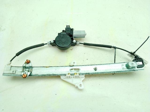 Mechanizm podnoszenia szyby drzwi przednich prawych KD5358590 MAZDA
