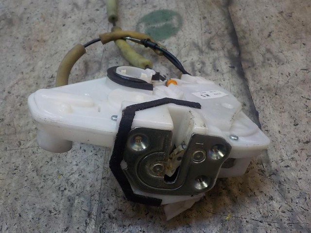 Zamek drzwi przednich lewych KD5359310 MAZDA