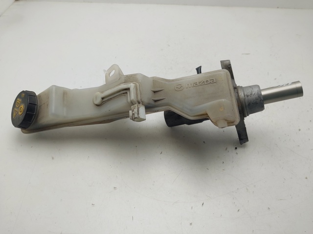 Główny cylinder hamulców KDY44340ZA MAZDA