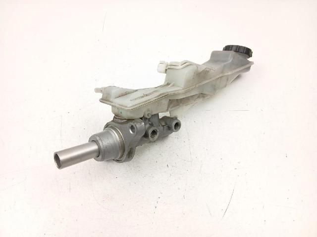 Główny cylinder hamulców KDY44340ZA MAZDA