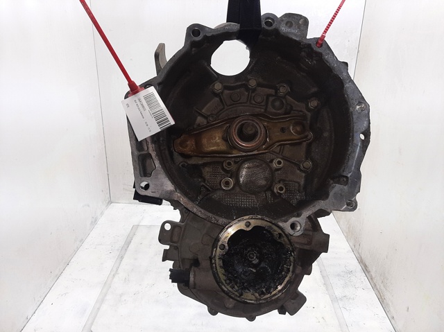 Mechaniczna skrzynia biegów w komplecie KFK VAG