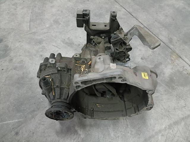 Mechaniczna skrzynia biegów w komplecie KFK VAG